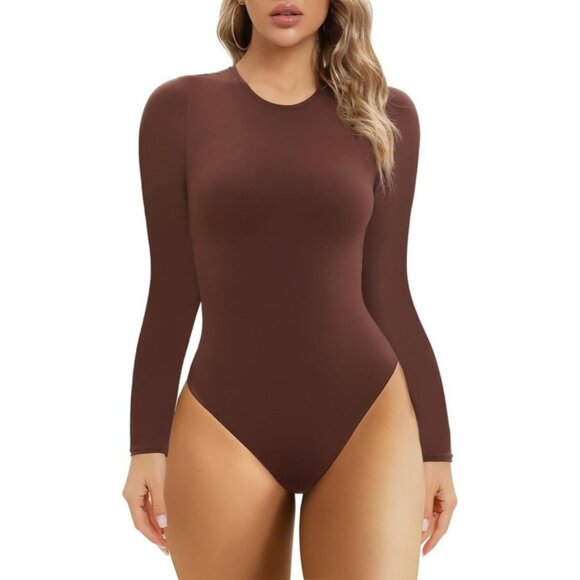 SKIMS Tops - NWT SKIMS FITS EVERYBODY L/S CREWNEK BODYSUIT COCOA - M